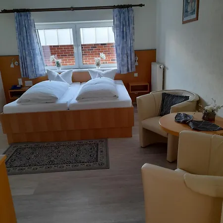 Diekgerdes Standard Hotel *